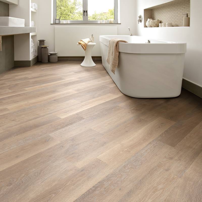 KP95_Rose-Washed-Oak_RS_Res_Bathroom_Image