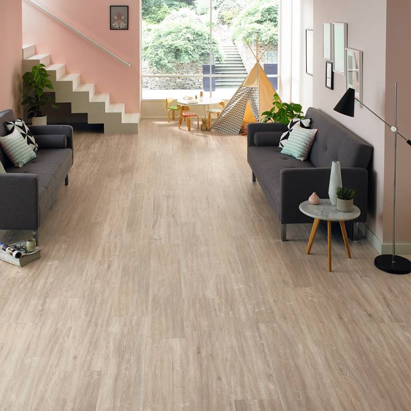 LLP306_PearlOak_RS_Res_LivingRoom_Image